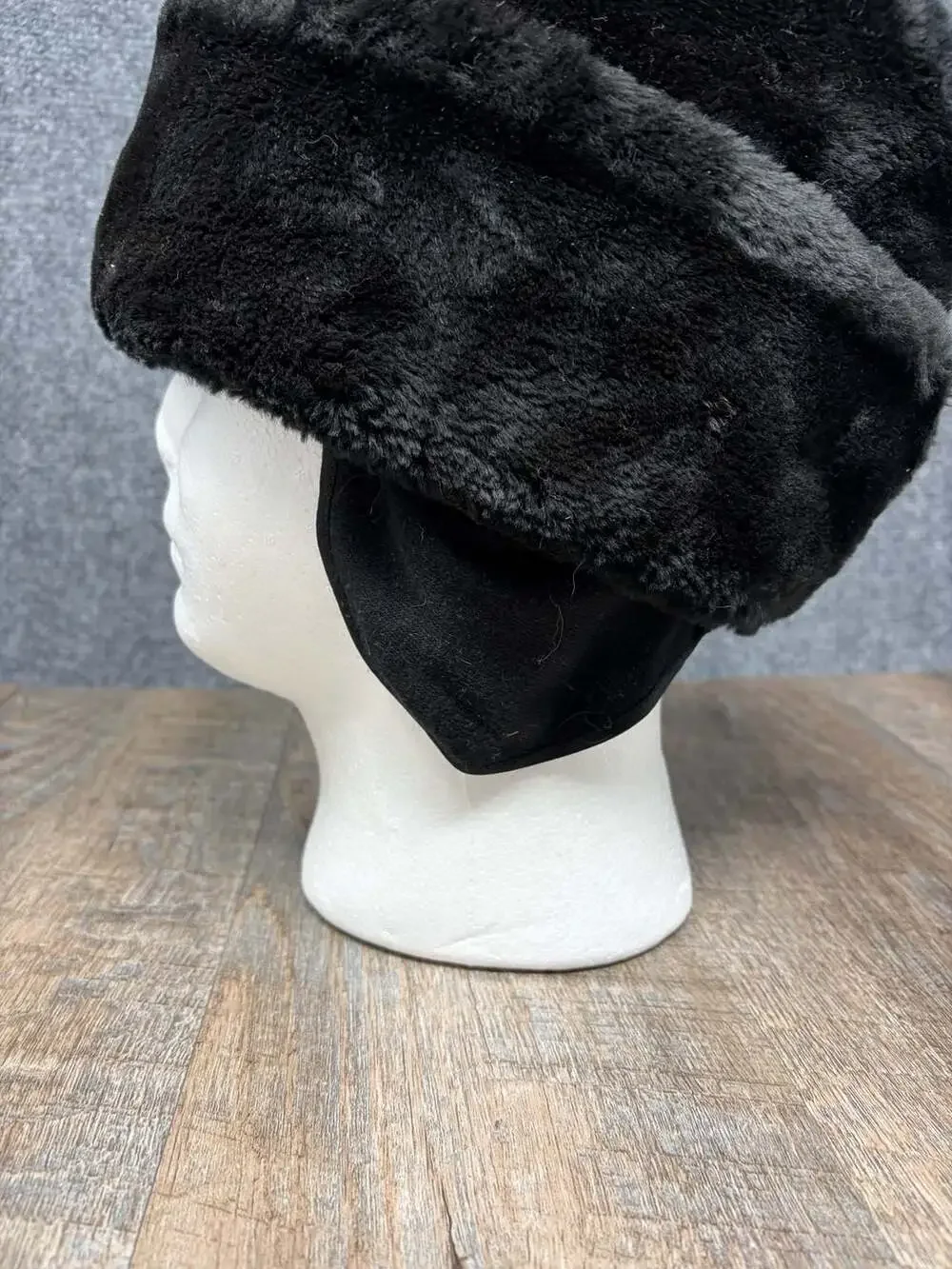 Vintage Faux Fur Cossack Style Winter Hat with Ear Flaps black gold satin lining - Picture 6 of 9